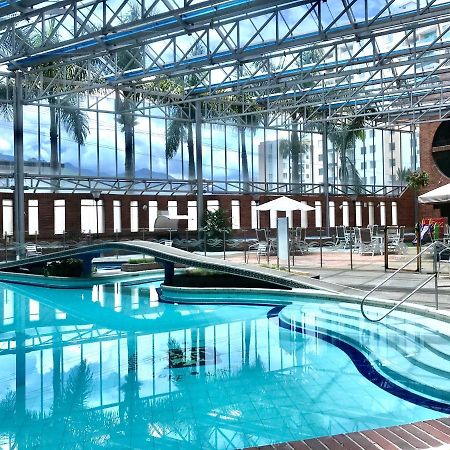Casa Morales Hotel Internacional Y Centro De Convenciones Ibagué Екстериор снимка The swimming pool at the hotel