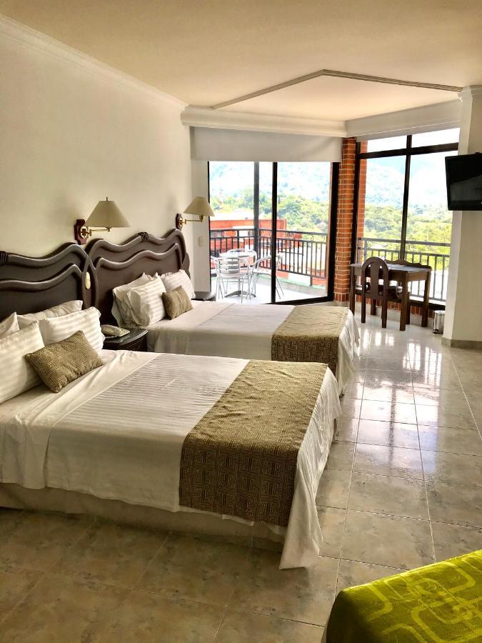 Casa Morales Hotel Internacional Y Centro De Convenciones Ibagué Стая снимка