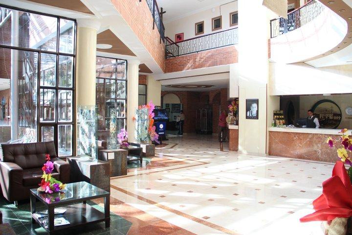 Casa Morales Hotel Internacional Y Centro De Convenciones Ibagué Екстериор снимка Lobby